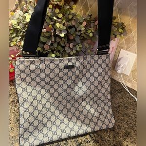 Gucci GG Canvas Crossbody side Messenger Bag